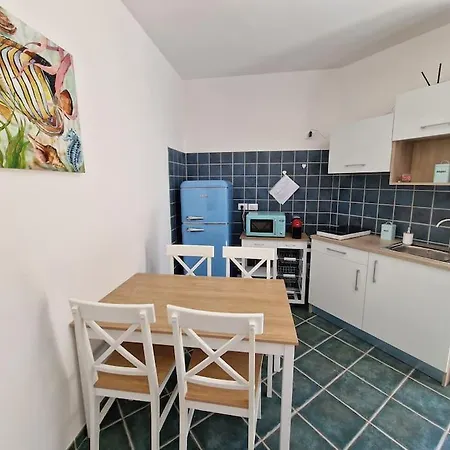 Apartamento Corallo Bilocale Vista Collina Nebida